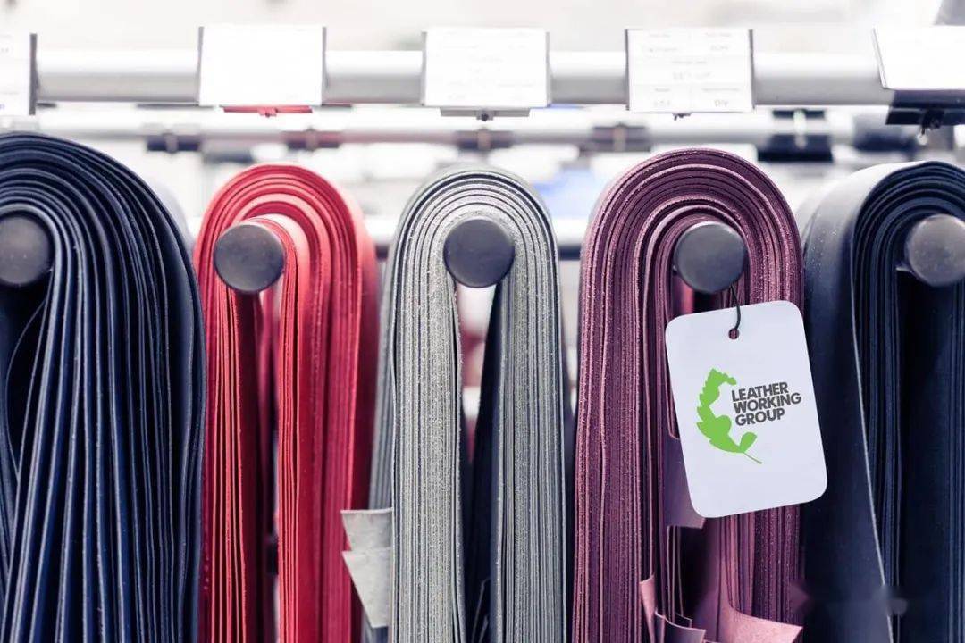 賓利成為首個(gè)獲得全球皮革工作組織認(rèn)證的汽車品牌，邁出可持續(xù)發(fā)展新步伐